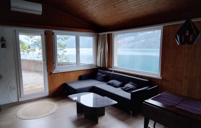 Apartment by the lake