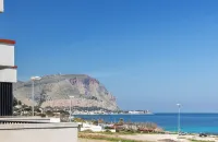 Vacations by the Sea | Sea View by Mondello Bay - อพาร์ทเม้นท์
