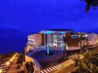 Pestana Promenade Ocean Resort Hotel Hotels near Gomes' Pools