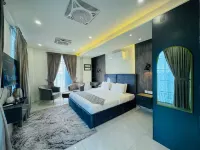 Redline Premier Hotel - New