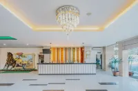 Puri Indah Hotel & Conventions - bar