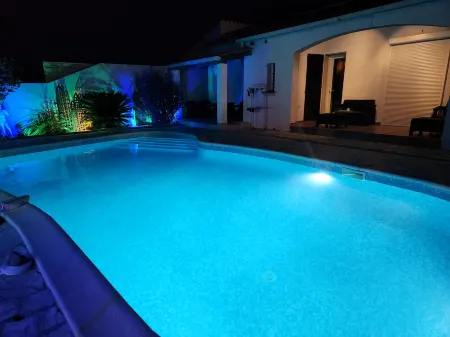 La Casa del Arti - Chambres d'hôtes - B&B - Piscine chauffée Отели в г. Сижан