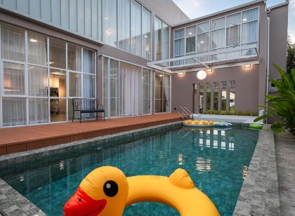 Emeralda pool Villa Near Central Festival 4BR Luxury Stay