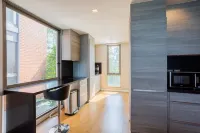 Sandbox 6 (3BR-max 12 guests)