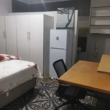 0787391431 Golden Gate Guest House In Mafikeng