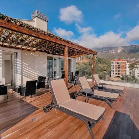 Luxury Horizon Penthouse Budva
