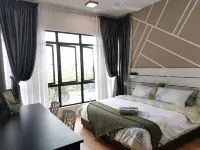 Pool View Geniehome 3BR2B Free Wifi @ Shah Alam Glenmarie