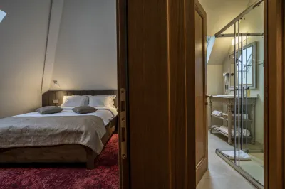 La Boheme Boutique Casa Soare Hotels in Sector 4