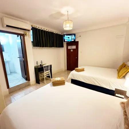 Park View Hostel & Suites