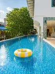 Capsule Hostel and Thai Traditional Bath Bangkok