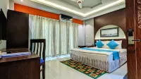 SKD Amar Bari - Pool
