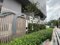 Edelweiss Sofo by GL Staycation - Parkplatz