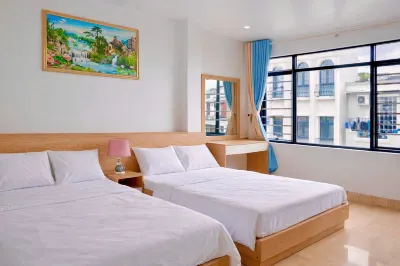 Sea Side Hotel & Music Box Hotels in Cat Ba Island