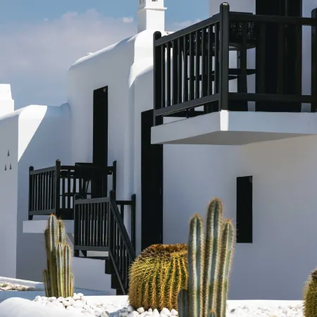 She Mykonos Boutique Hotel Отели рядом с достопримечательностью «Пляж Глифади»