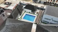 Jun Yue Port Harcourt Hotel - piscina