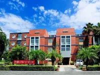 Hotel du musee Hotels near Beautiful coral museum