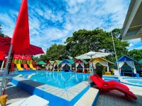 Red Apple Hotel and Resort San Juan Batangas - 3 ดาว