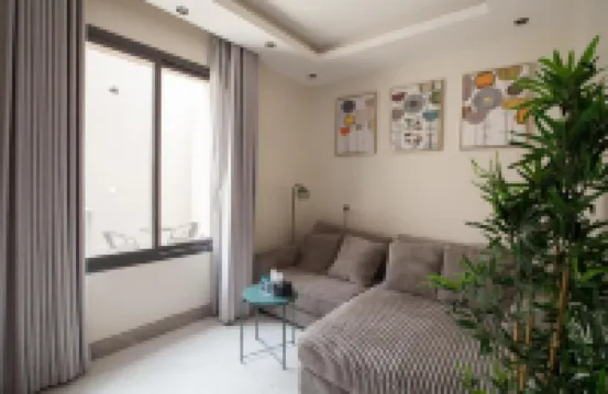 Luxury One-Bedroom Apt AlRimal-4