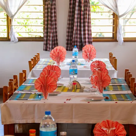 STC.SAFARI LODGE