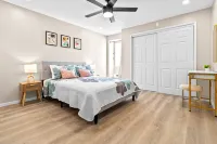 Peaceful Modern HNL Getaway 호놀룰루 중심가 호텔