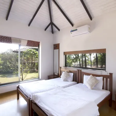 The Status Villa By Spandan Holiday Homes