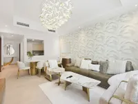Luxury 5BR Townhouse with Private Pool | Dubai Hoteles cerca de Universidad Zayed