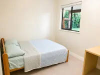Bright Furnished 2BR Private Basement Suite - Kæledyr tilladt