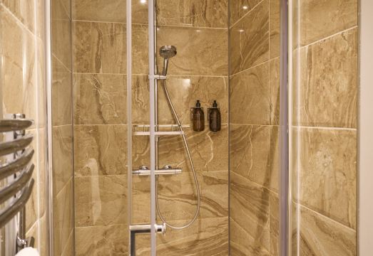 올 스위트 호스텔