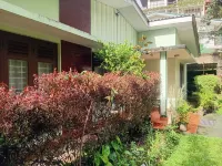 Jayavimana Hotels in 