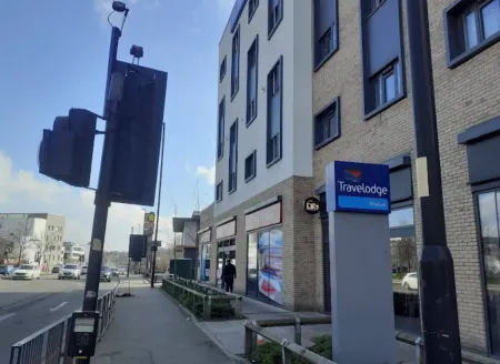 TRAVELODGE WALSALL Отели рядом с достопримечательностью «Уолсолл Арборетум»