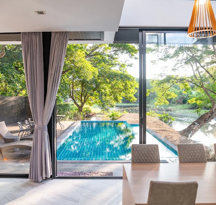 รูปภาพของวิลลา 5 ห้องนอน 6 ห้องน้ำส่วนตัว ขนาด  ตร.ม. – ริมแม่น้ำเชียงใหม่