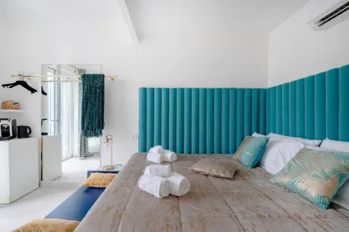 Cielo | Suite con Bagno e Cucina Condivisa – Centrale