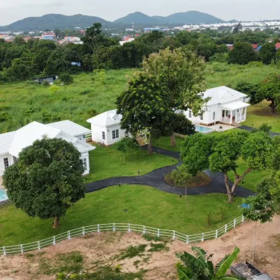 Stayokay ที่พักสัตหีบ โรงแรมใกล้หาดเตยงาม