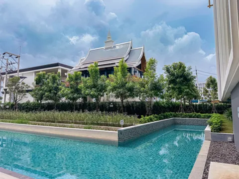 รูปภาพของลักซ์ชัวรี่โอโซนบางเทา 1 ห้องนอน