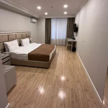 Grand Inn Baku Отели рядом с достопримечательностью «Крепость Рамана»