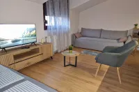 Apartmani i sobe PARK