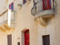 Kenn - 4 bedrooms (sleeps 8+2 kids) Gharb village Hotels in Gharb