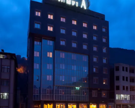 HOTEL BUYUK SUMELA 馬奇卡酒店