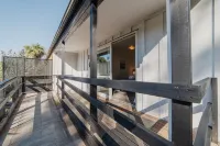 Stargazing Suite - Compact Stay with Essentials Hotel a 