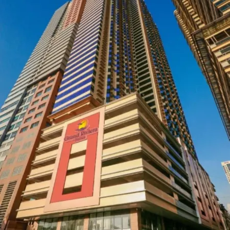 Grand Riviera Suites by RedDoorz