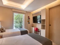 TO BE SUITES Hotels near Mexico Park