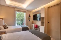 TO BE SUITES - New