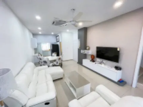 4BDR Double storey homestay Yong Peng, FreeParking Hotels in Yong Peng