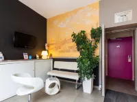 Notre Dame Hotel Hotels near Darwin Ecosystem