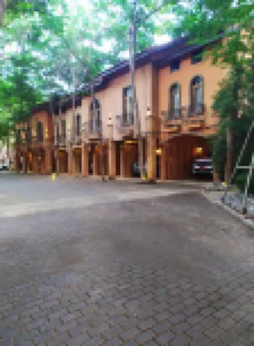 Chateau de bear Nakhonsawan - parking