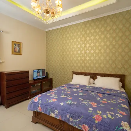 Private Villa - Griya Bayan Kraguman