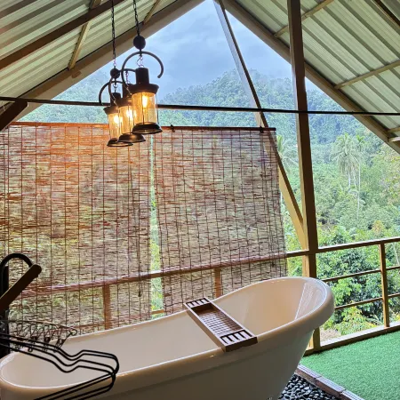 MAKA FARMSTAY