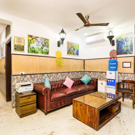 House of Comfort Delhi Отели рядом с достопримечательностью «Храм Лотоса»