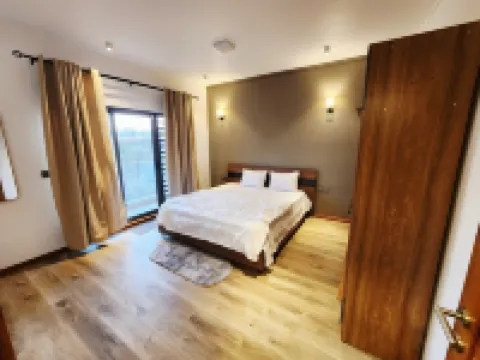 Tropical Haven “Where Comfort Meets Elegance