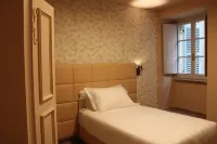 Palazzo Brunamonti Boutique Hotel